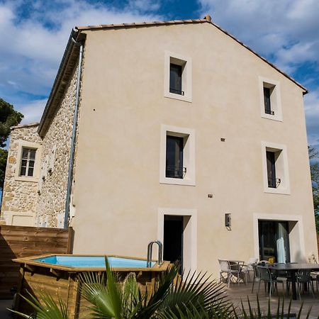 Domaine De Merins, 10 Couchages Avec Piscine, Face A La Riviere, A 4Km De La Plage Fleury  Esterno foto